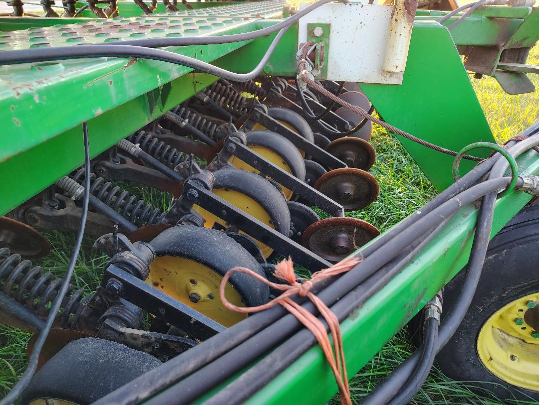 1992 JOHN DEERE 750 Grain Drills - Image 37